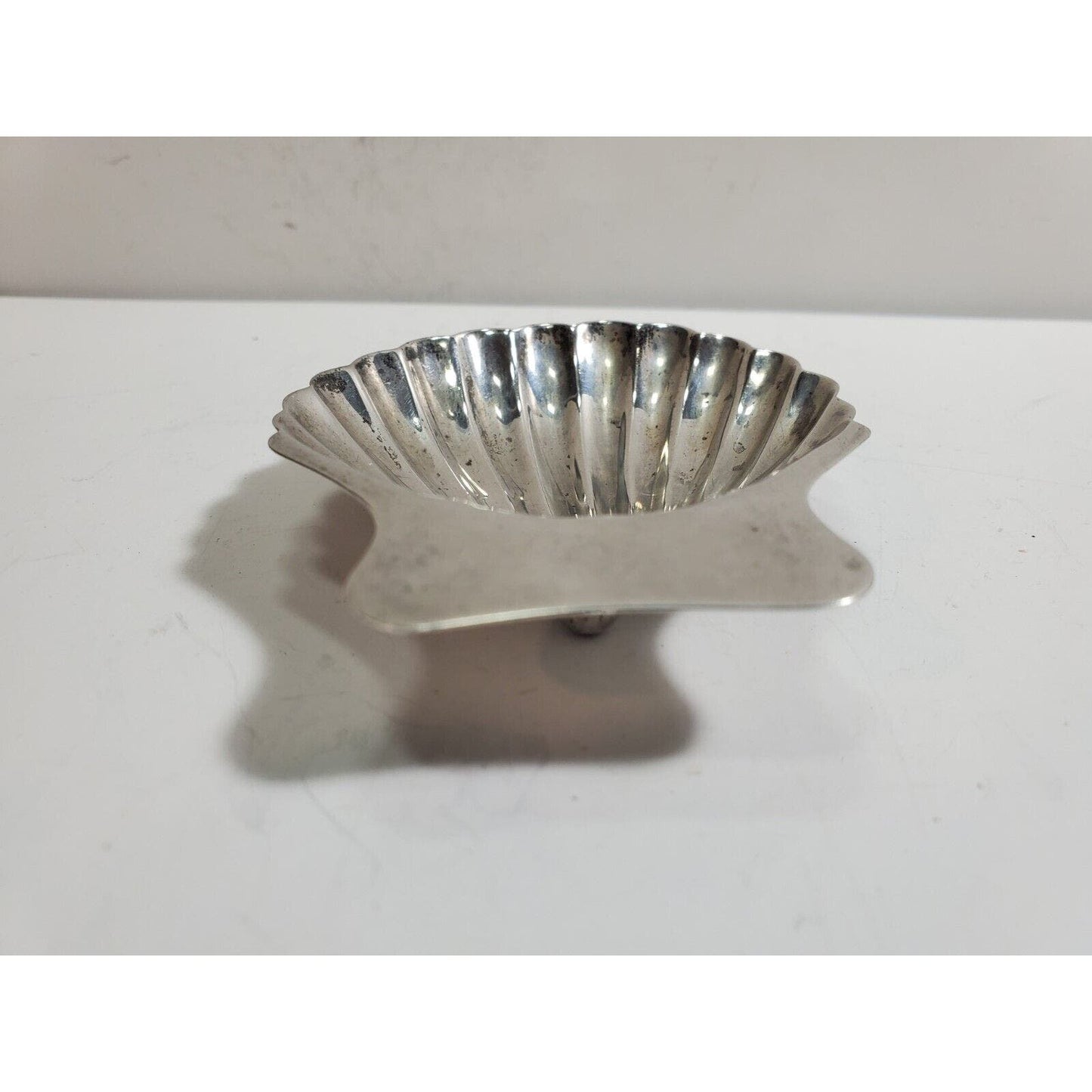 Lot Of 2 Sterling Silver Mexico Scalloped Shell Ball Feet Footed Dish Clam 3"