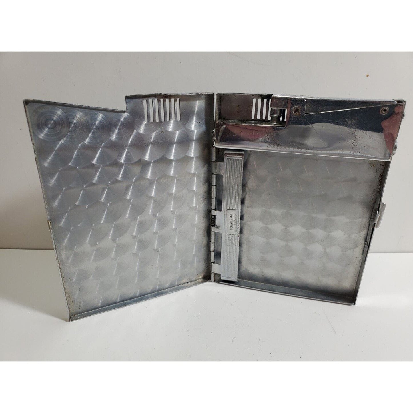 Vintage Ronson Patrician Cigarette Case Lighter / 5850/14