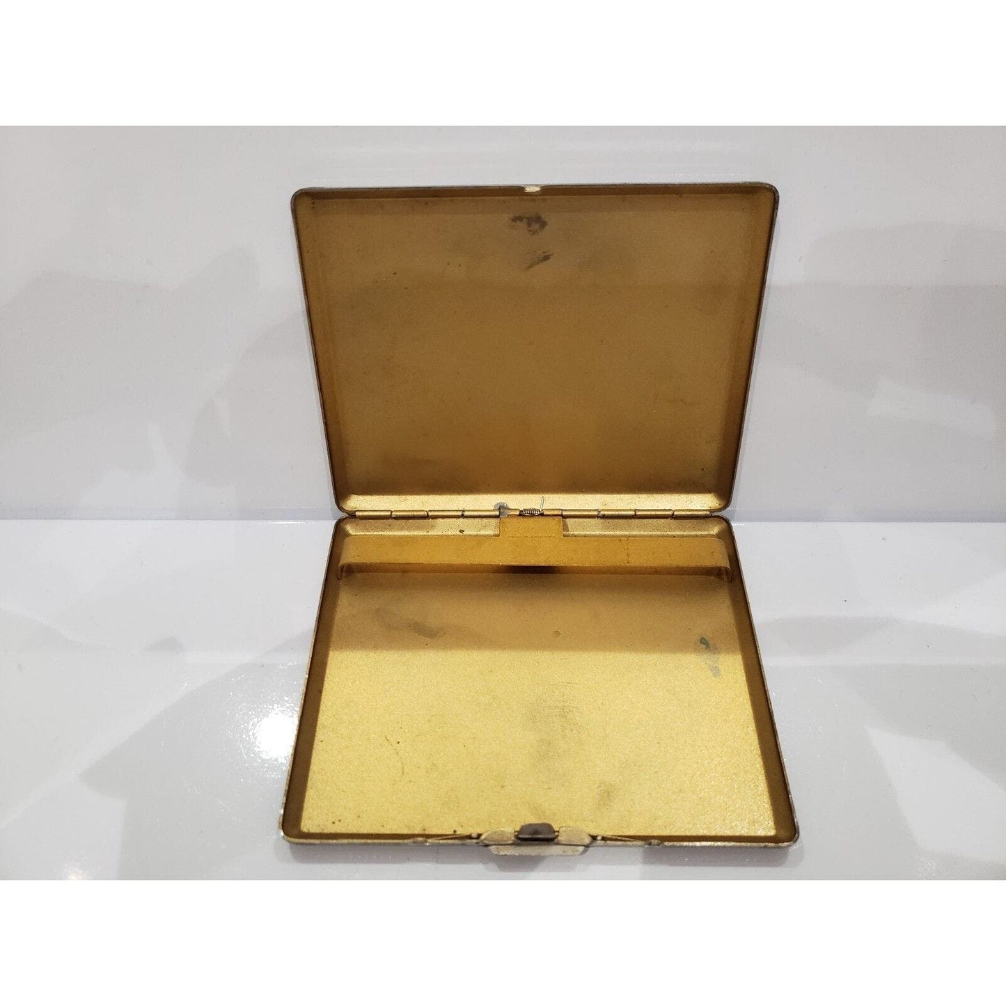 Map Of England Vintage Cigarette Si;ver & Gold Tone CASE 394/18