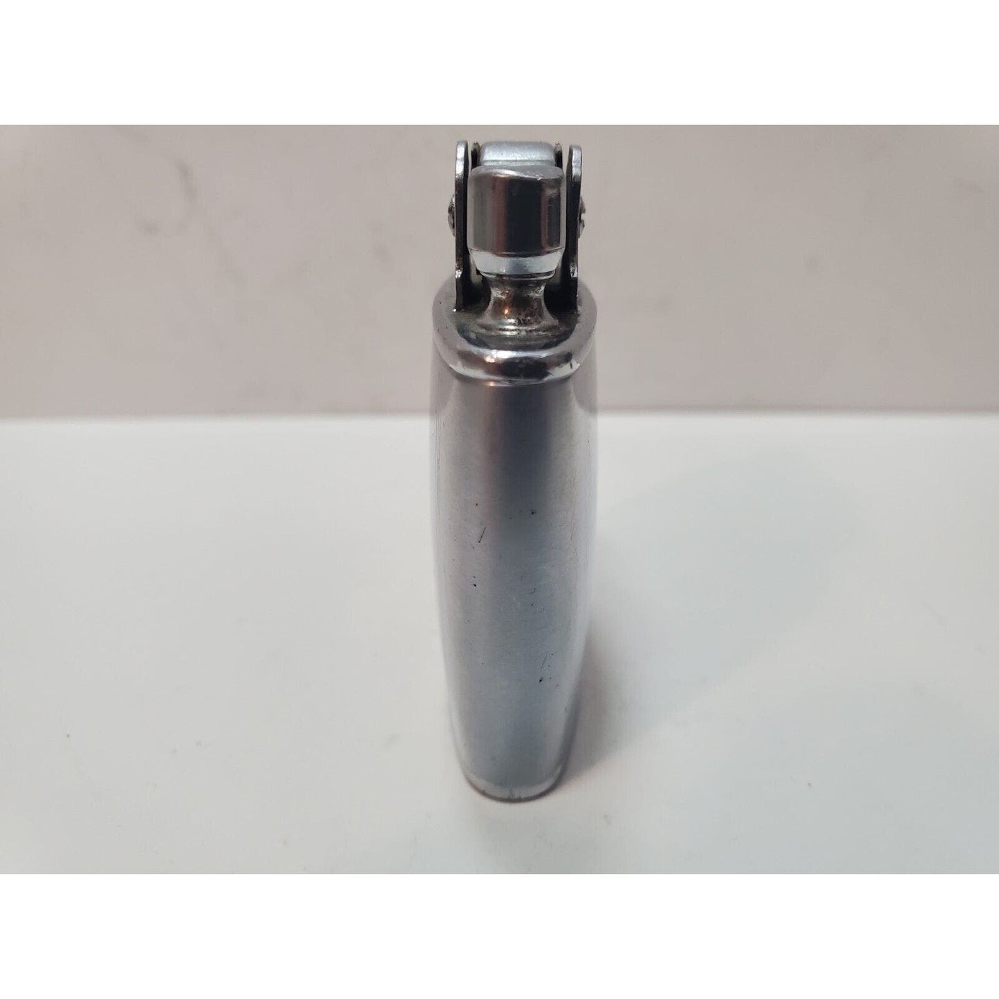 Vintage Working Ronson Standard Silver Tone Lighter / England Made 6103/26