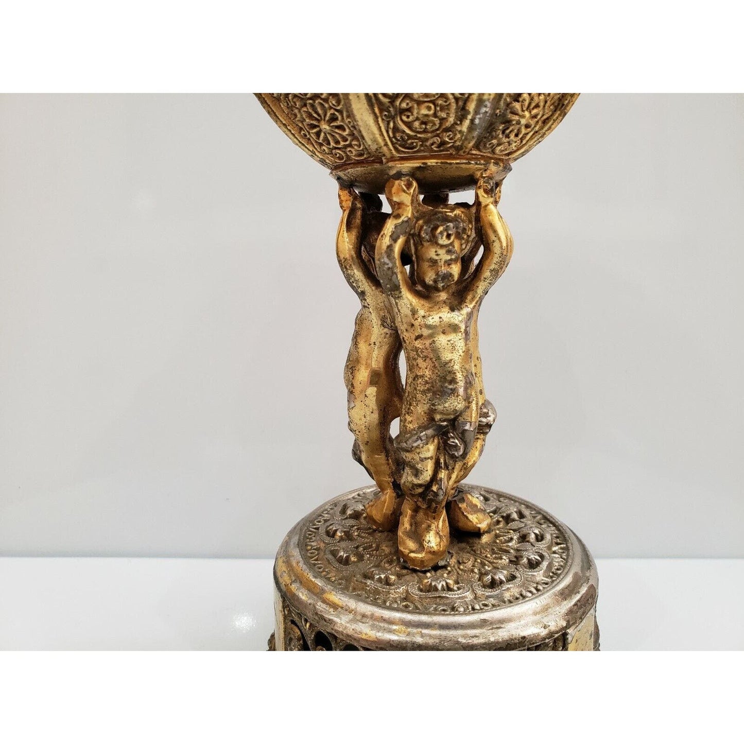 Vintage Working Lighter / 3 Naked Boys holds Urn With Lighter, 7"H 1907.47