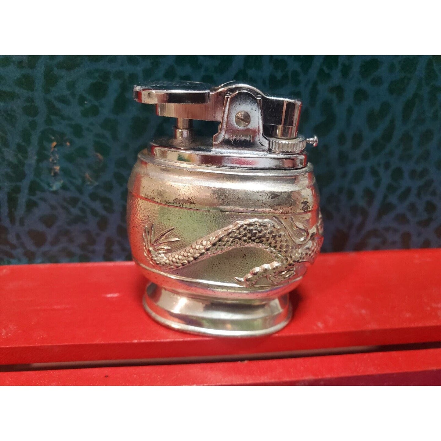 Vintage Japan DRAGON Smoking Set Lighter ,Ashtray and Holder Orig. Box 6294/48