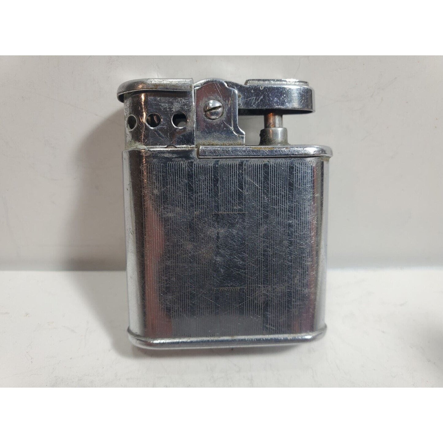 Vintage Working WHIRLWIND Silver Tone Lighter. 5912/32