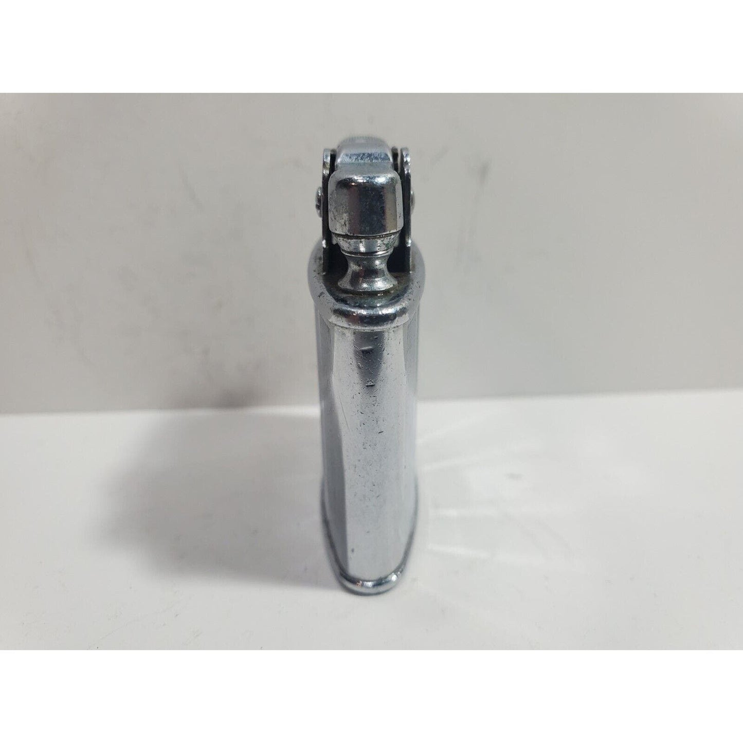 Vintage Working Ronson Standard Silver Tone Lighter 5821/26