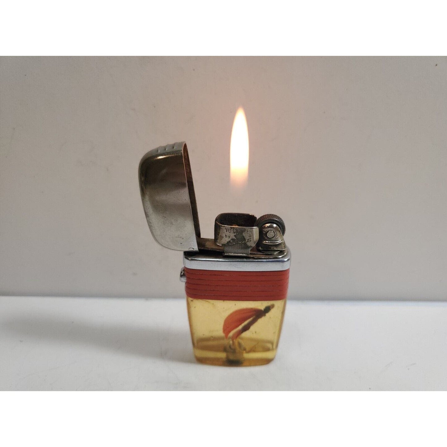 Working Scripto VU Vintage Fishing Fish Fly Lighter 5982/29