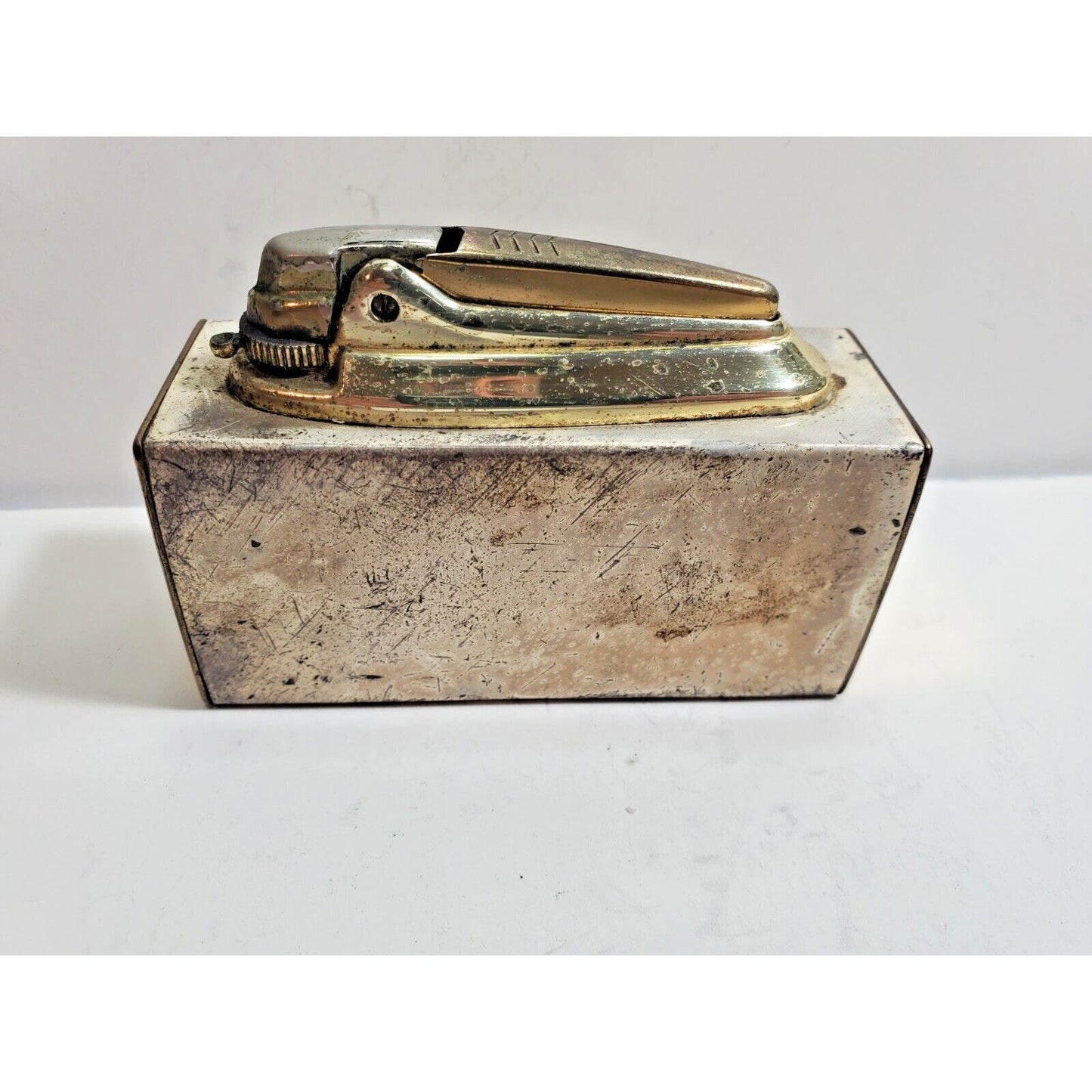 Vintage Working RONSON VARAFLAME Desk Table Butane Lighter 5950/13